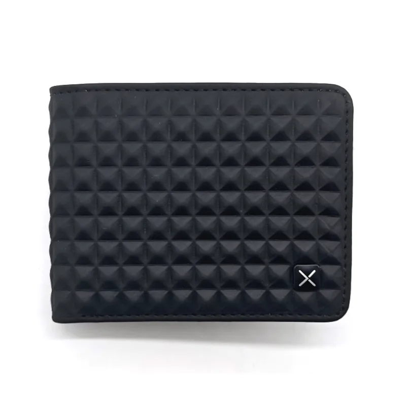 Sind Risse auf der Oberfläche der PU-Geldbörsen für Herren von Pyramidal Projection eine natürliche Folge von Alterung oder unsachgemäßer Pflege?